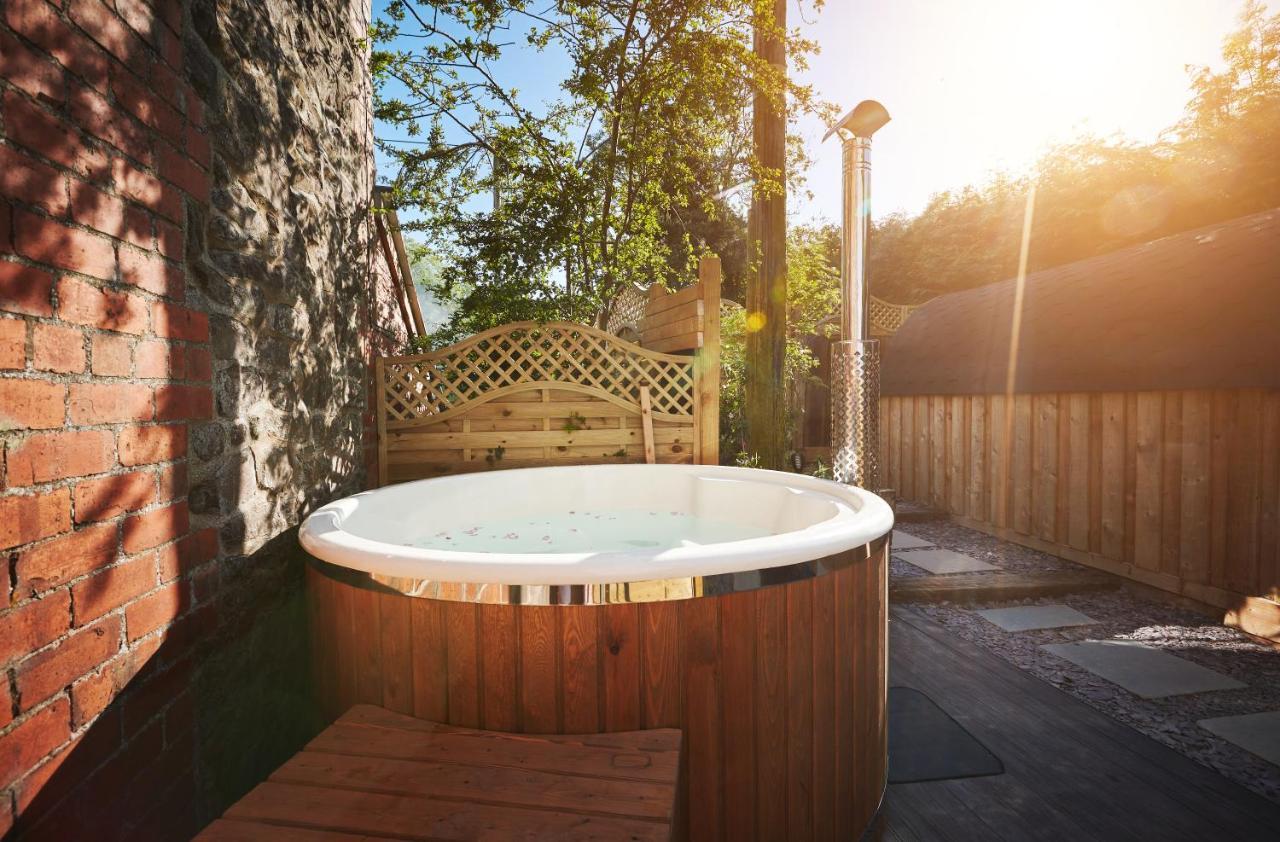 Holiday home Luxury Mary's Croft With Swedish Hot Tub And Bbq Hut *