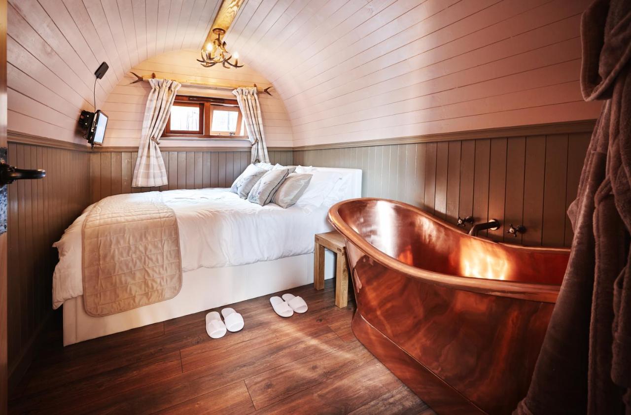 Holiday home Luxury Mary's Croft With Swedish Hot Tub And Bbq Hut Shrewsbury